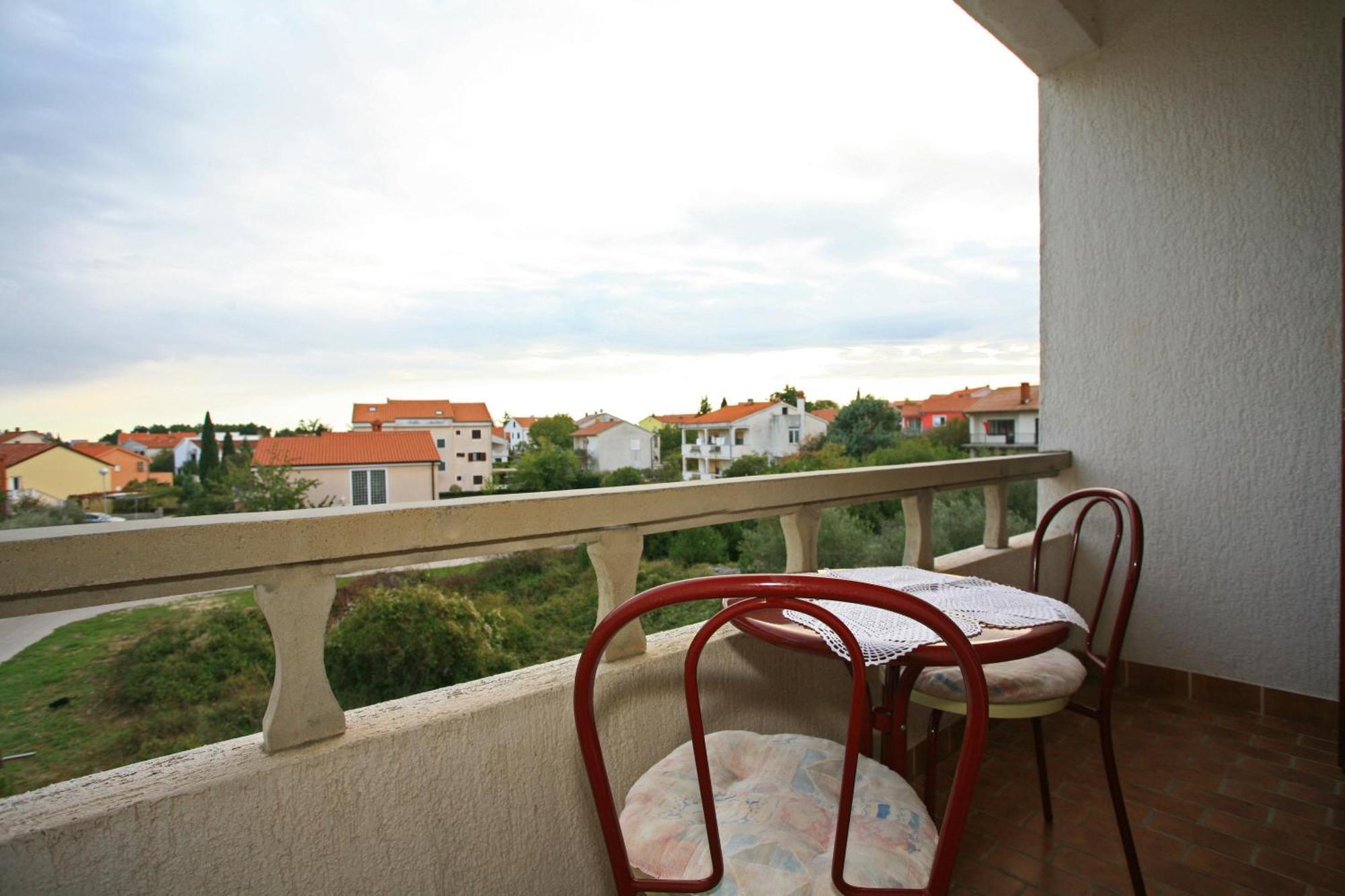 Apartment & Room Dinka, Krk Krk Town Dış mekan fotoğraf